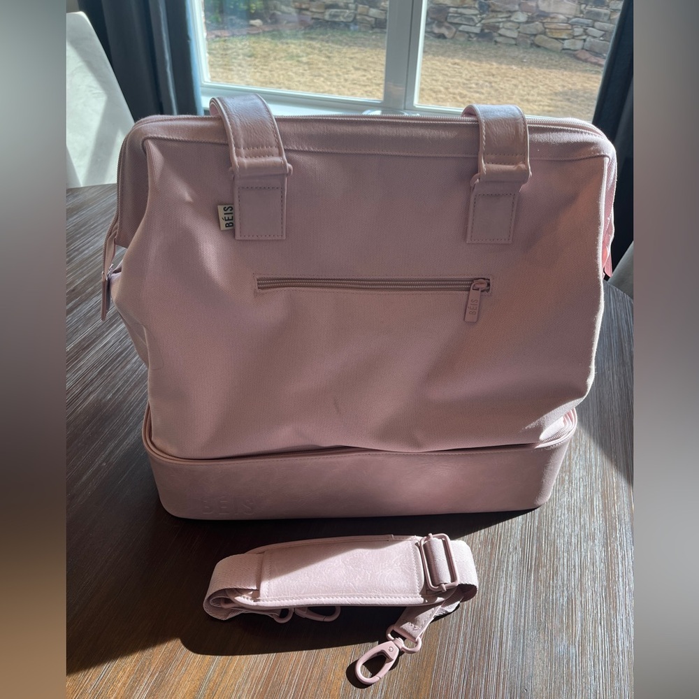 BEIS Weekender in Atlas Pink
